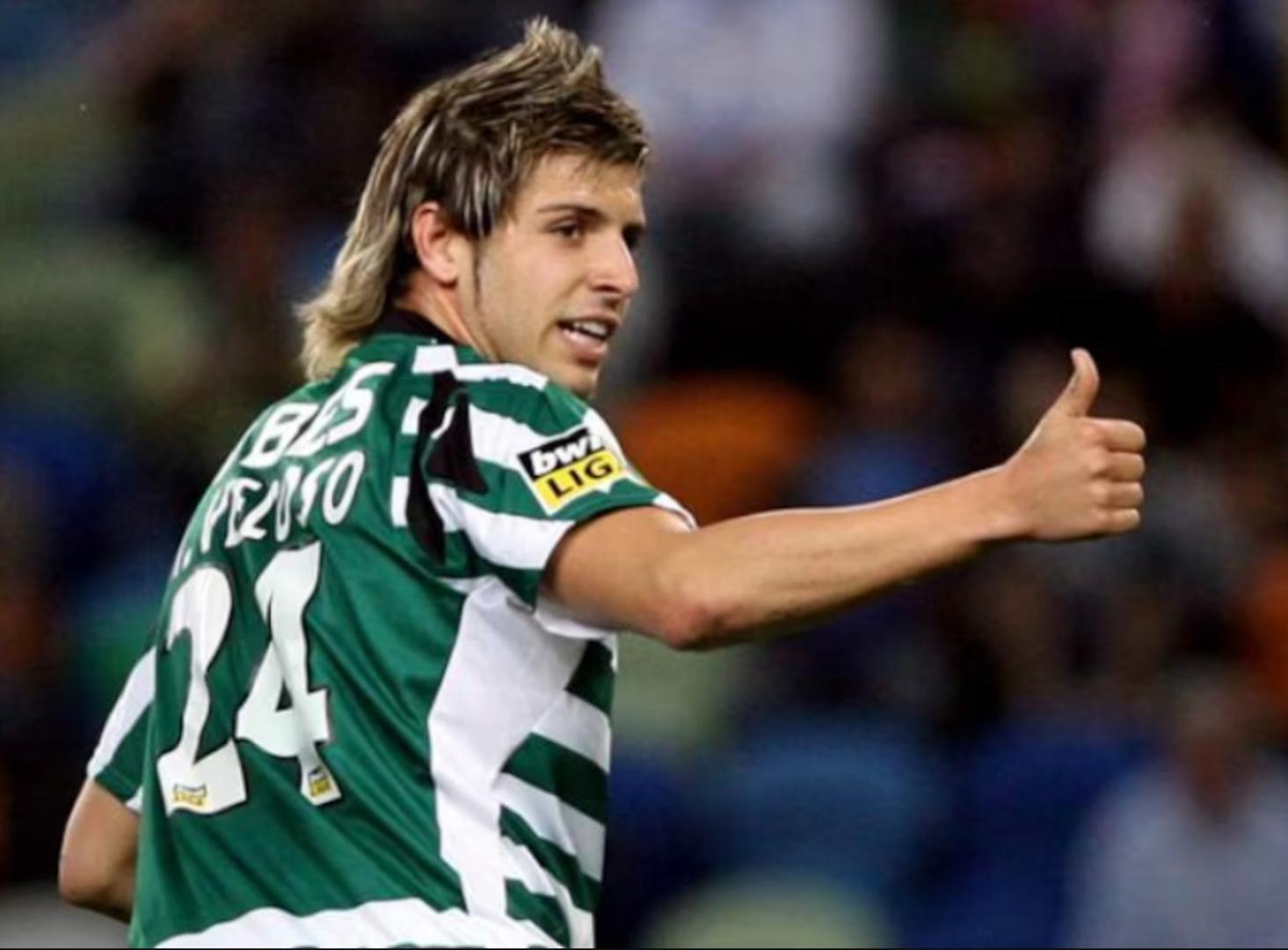 Bivši portugalski reprezentativac Miguel Veloso je u kasnijim fazama svoje karijere postao poznat po iznimno kvalitetnim i dobrim frizurama, zbog kojih je često bio i model za razne časopise i revije. Međutim, u početku karijere to i nije bio slučaj, što i dokazuje njegov propali pokušaj 'fudbalerke' za vrijeme igranja u Sportingu.