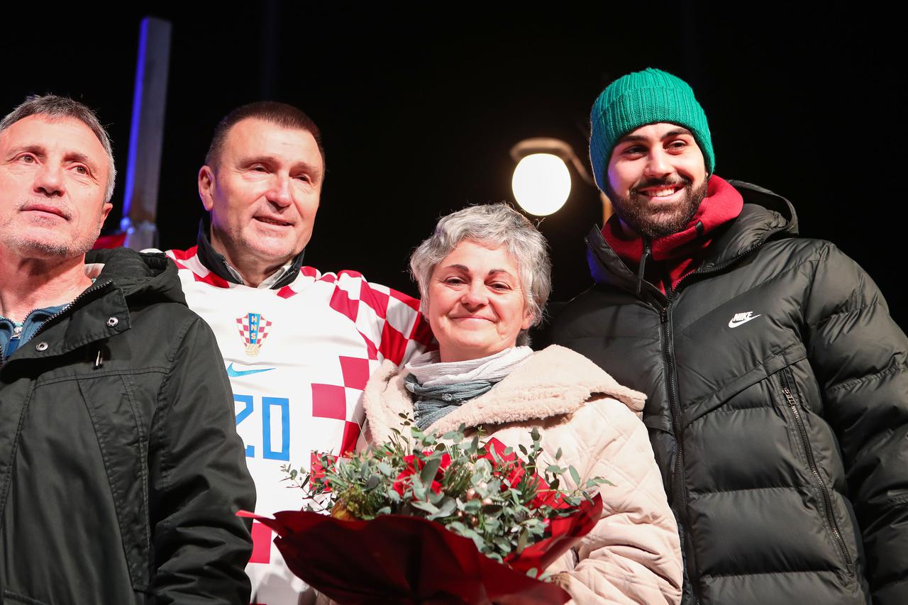 Novigrad: Svečani doček Vatrenog Joška Gvardiola