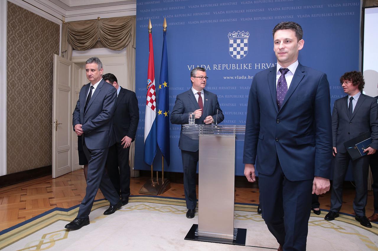 Tomislav Karamarko, Tihomir Orešković i Božo Petrov