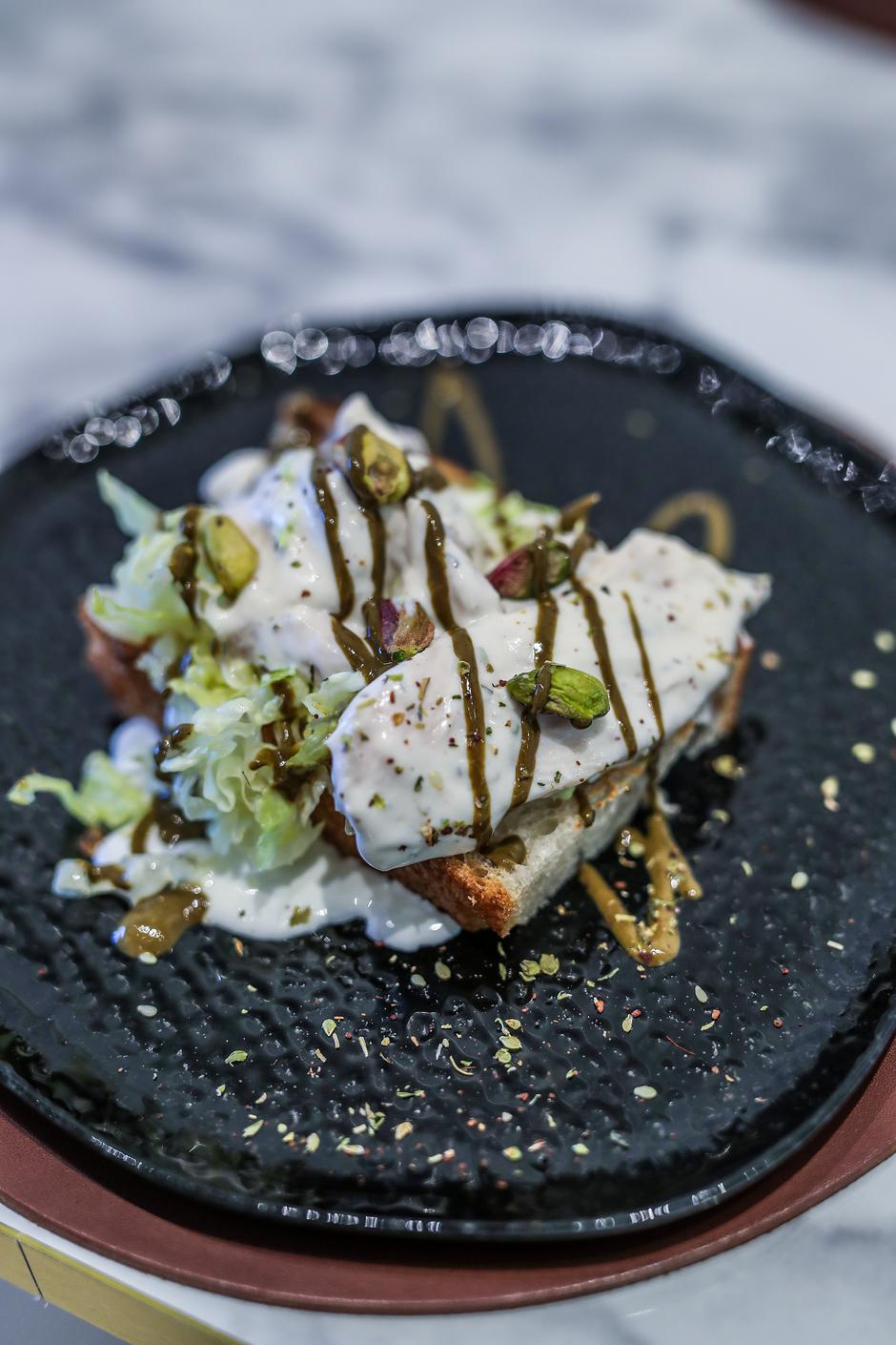 Zagreb: Slastičar Robert Hromalić predstavlja novu ljetnu terasu u Le Kolaču