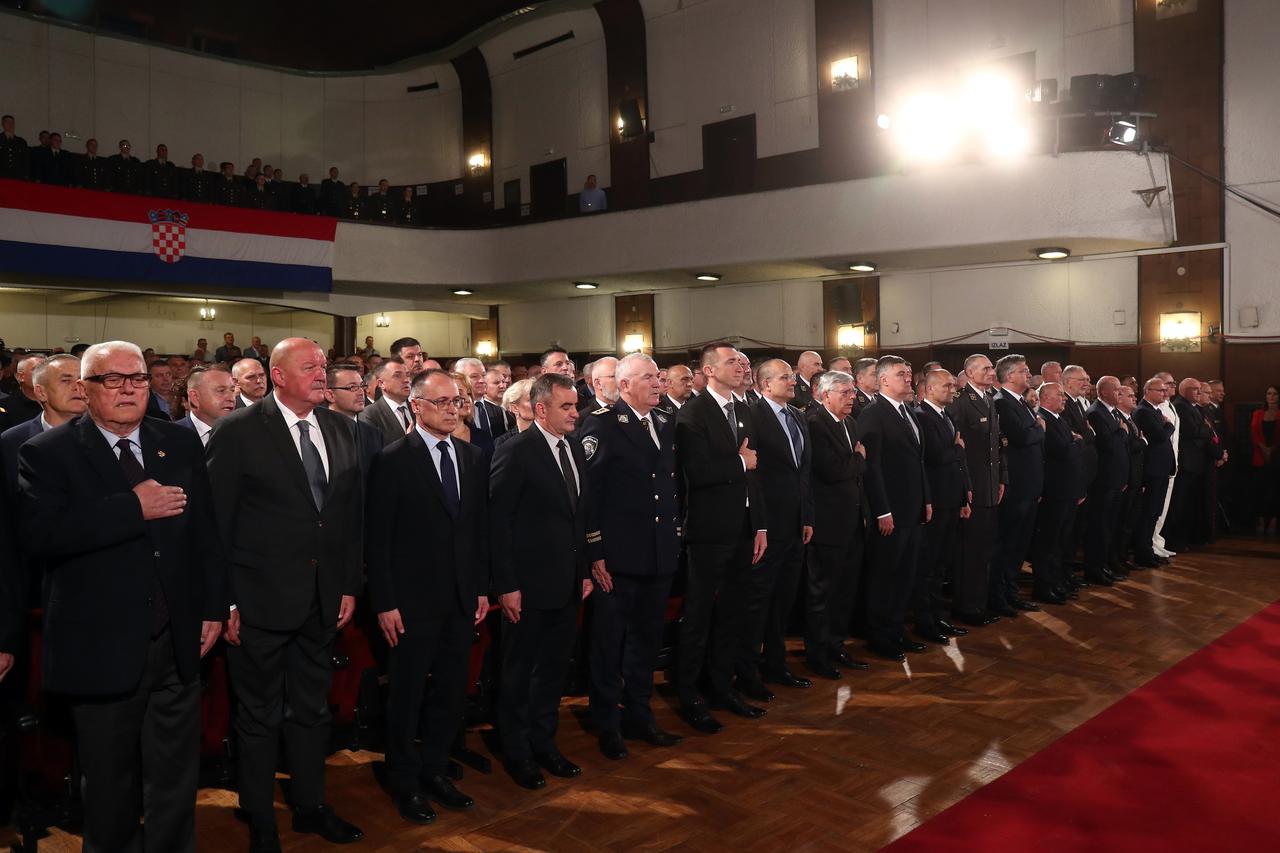 Zagreb:  Svečana akademija povodom obilježavanja Dana Hrvatske vojske, Dana Hrvatske kopnene vojske i 33. obljetnice ustrojavanja Hrvatske vojske