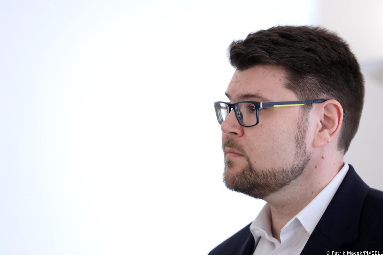 Zagreb: Peđa Grbin o poskupljenjima