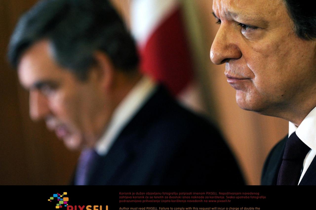 'Brown meets Barosso Prime Minister Gordon Brown (left) and EU Commission President Jose Manuel Barroso (right) speak to the press with at 10 Downing Street in London.'