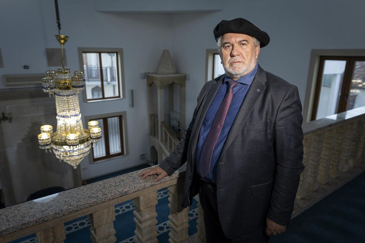 Imam Islamske zajednice u Gunji efendija Idriz Bešić