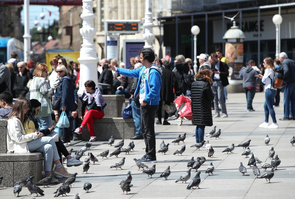 Brojni turisti ponovno na ulicama grada Zagreba