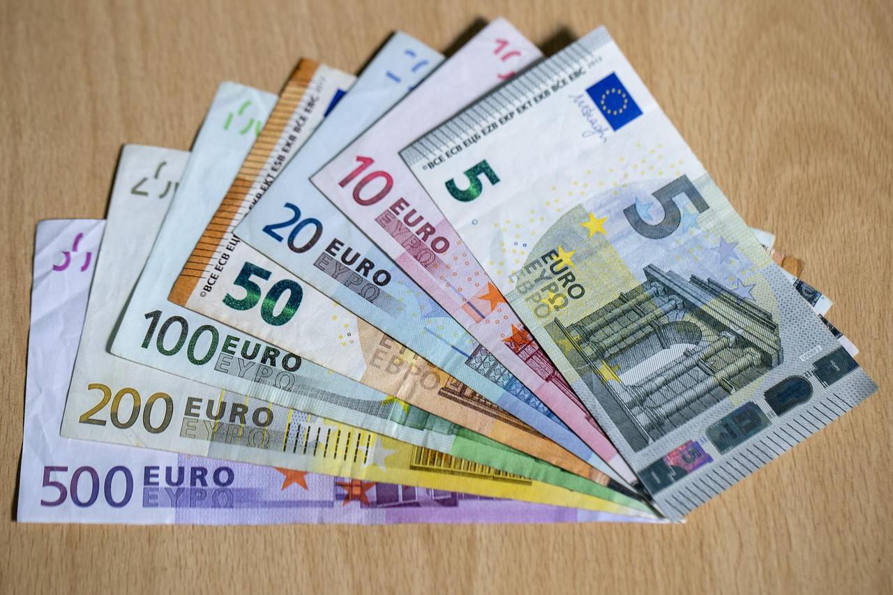 Hrvatska od 1. siječnja 2023. uvodi euro