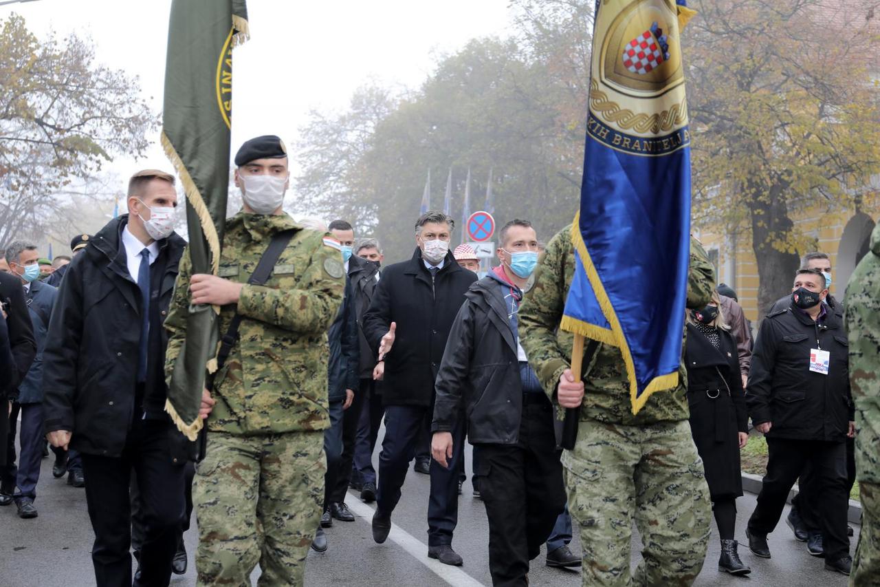 Vukovar: U posebnim epidemiološkom mjereama krenula Kolona sjećanja