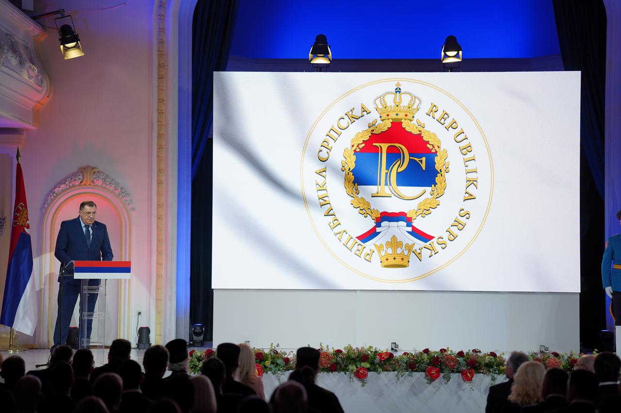Banja Luka: Dodik odlikovao Vladimira Putina za patriotizam i ljubav prema Republici Srpskoj