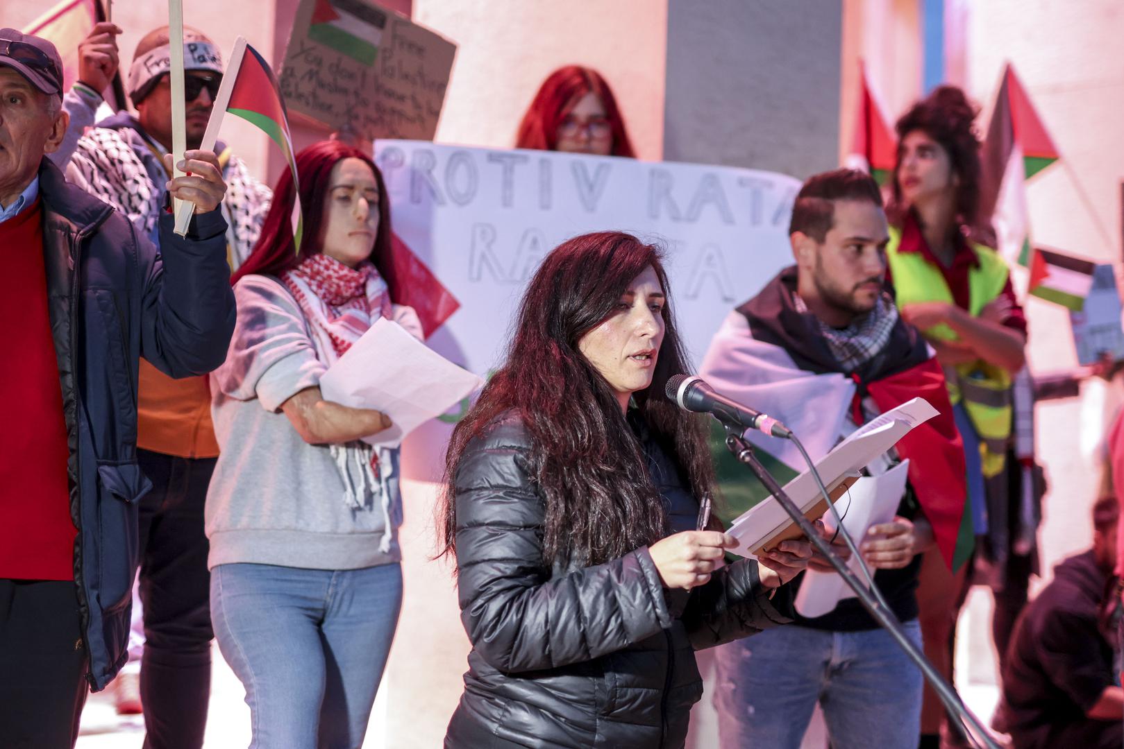 25.10.2023., Zagreb - Prosvjed Solidarno s Palestinom na Trgu zrtava fasizma. Ovaj prosvjed je dio globalnog odgovora na situaciju u kojoj se Gaza nemilosrdno bombardira svakoga dana, u kojoj nevjerojatan broj ljudi gubi svoje zivote. Photo: Igor Kralj/PIXSELL