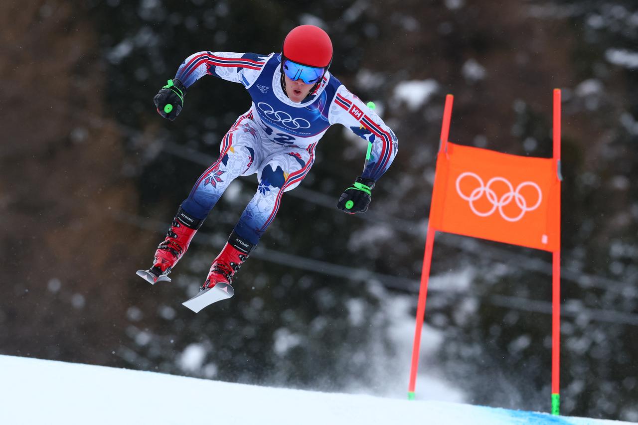 Alpine Skiing - Men's Downhill Training