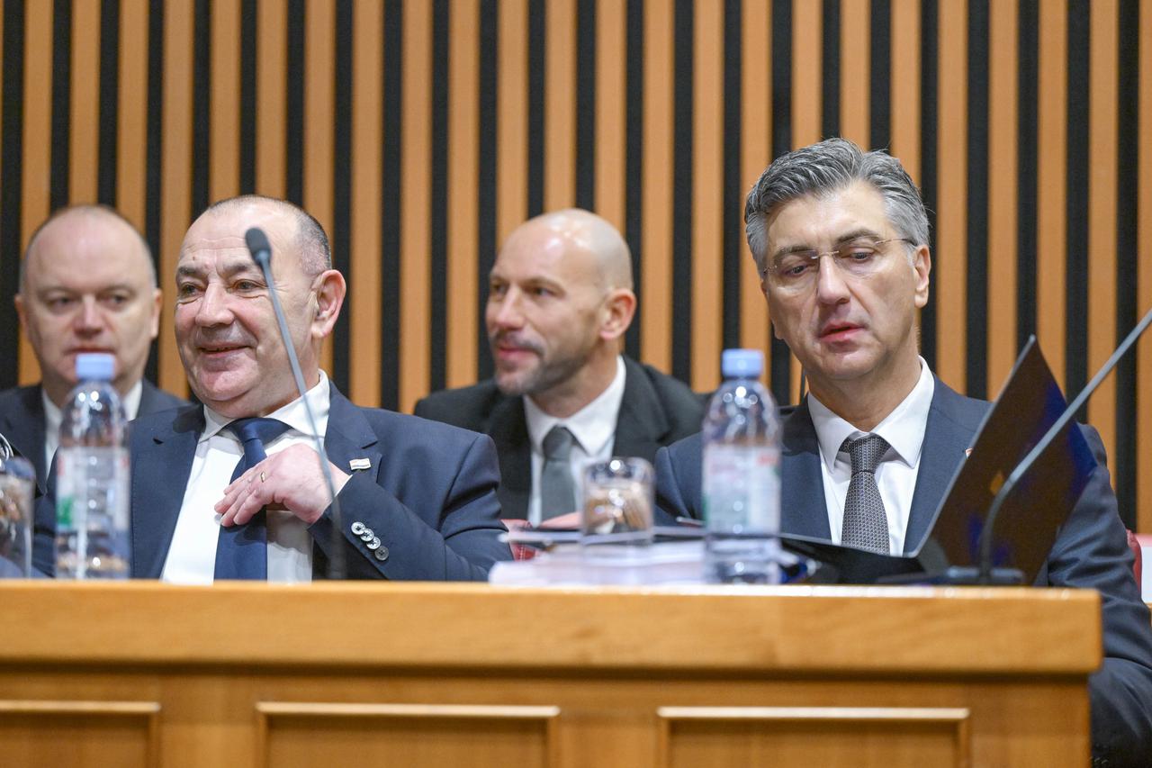 Zagreb: 10. sjednica Hrvatskog sabora započela je aktualnim prijepodnevom