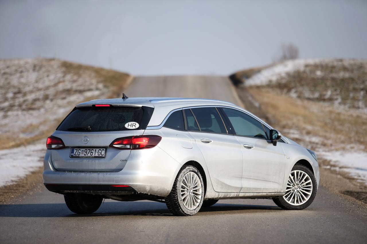 Opel Astra Sports Tourer