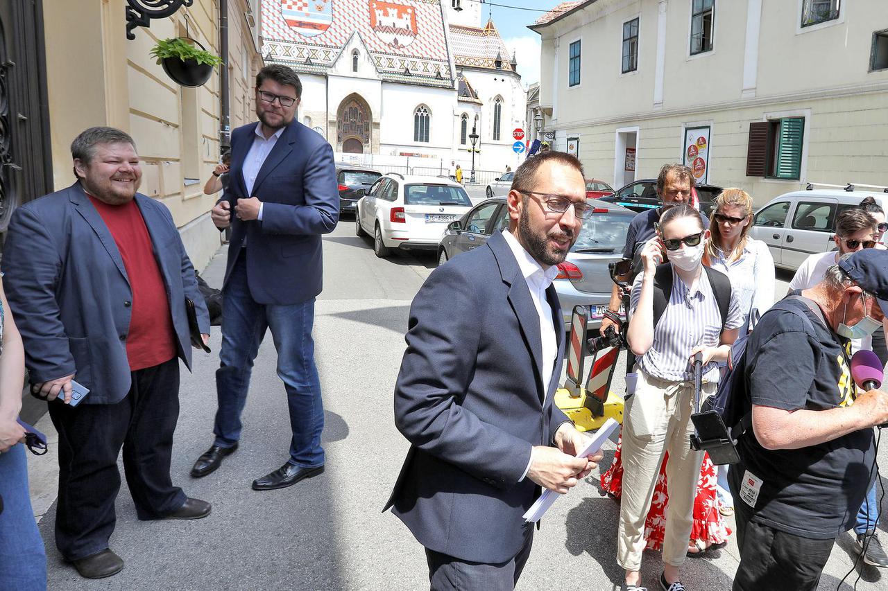 Zagreb: Tomašević i Grbin predstavili sporazum o suradnji u Gradskoj skupštini