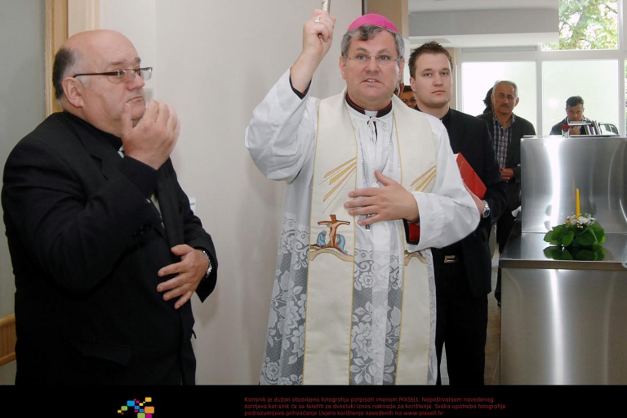 '05.05.2011., Trg Vere Grozaj, Sisak - Novouredjeni prostor Caritasa Sisacke biskupije blagoslovio je sisacki biskup mons. dr. Vlado Kosic.  Photo: Nikola Cutuk/PIXSELL'