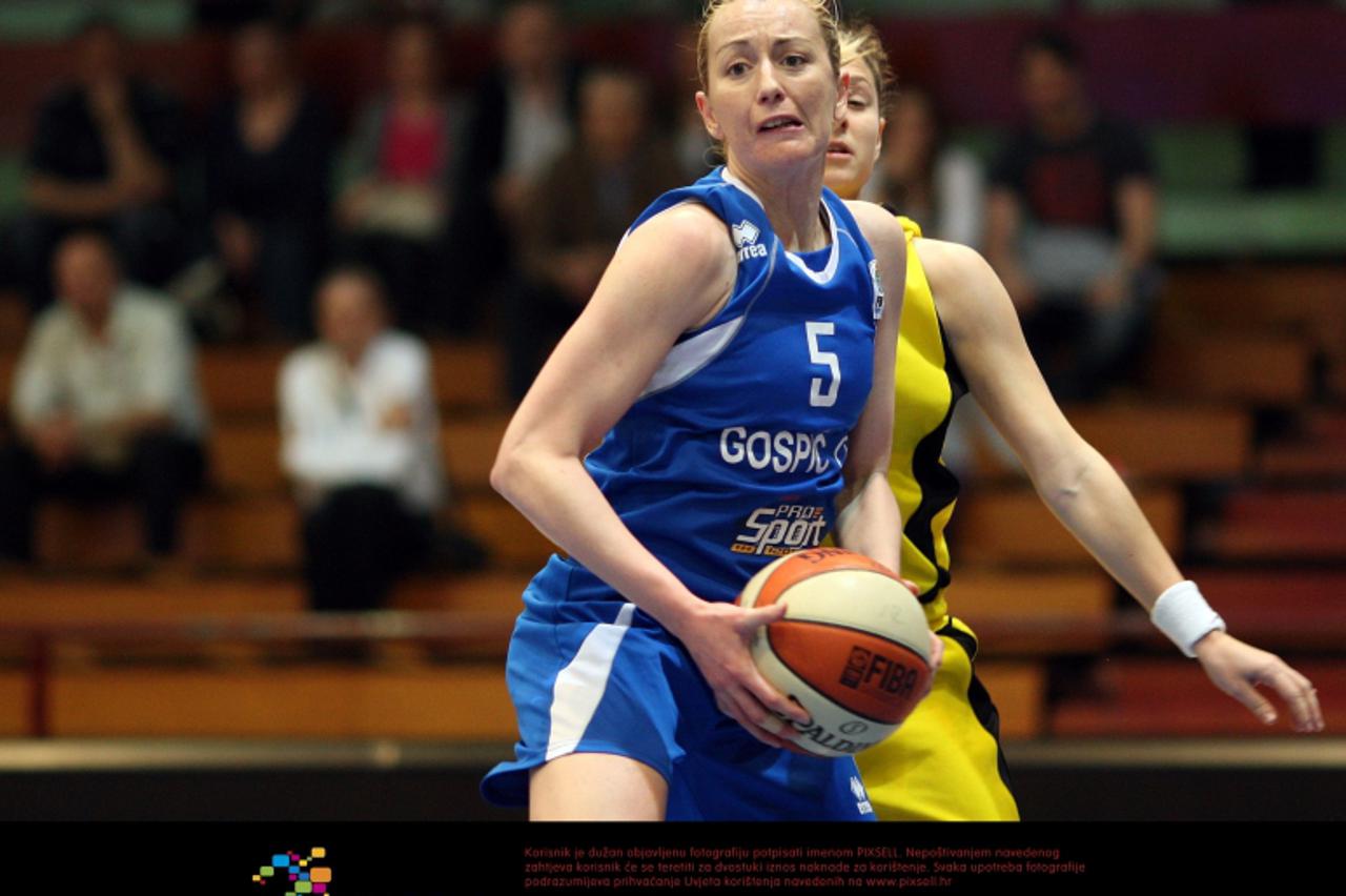 '23.03.2012.,  Zagreb, SD Trnsko - Zavrsni turnir Kupa RH za kosarkasice, Ruzica Meglaj Rimac. Polufinalna utakmica, ZKK Medvescak ? ZKK Gospic CO.Sandra Mandir. Photo: Igor Kralj/PIXSELL'