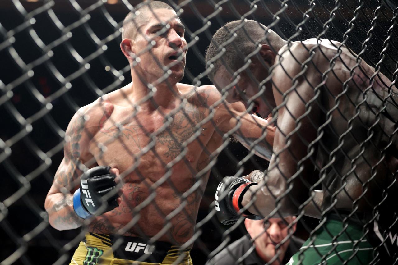 MMA: UFC 281 - Adesanya vs Pereira