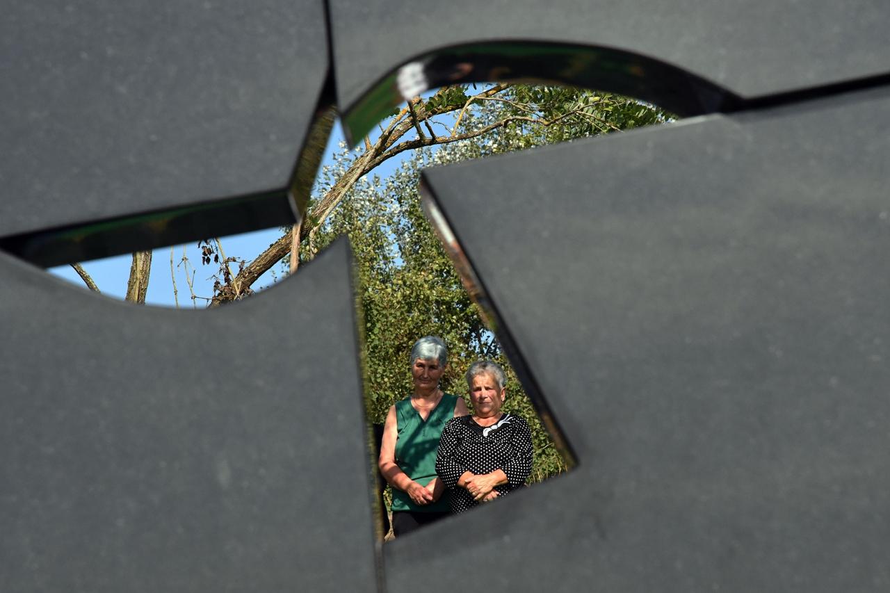 Bodegraj: Otkrivanje spomen-obilježja mjesta masovne grobnice žrtava