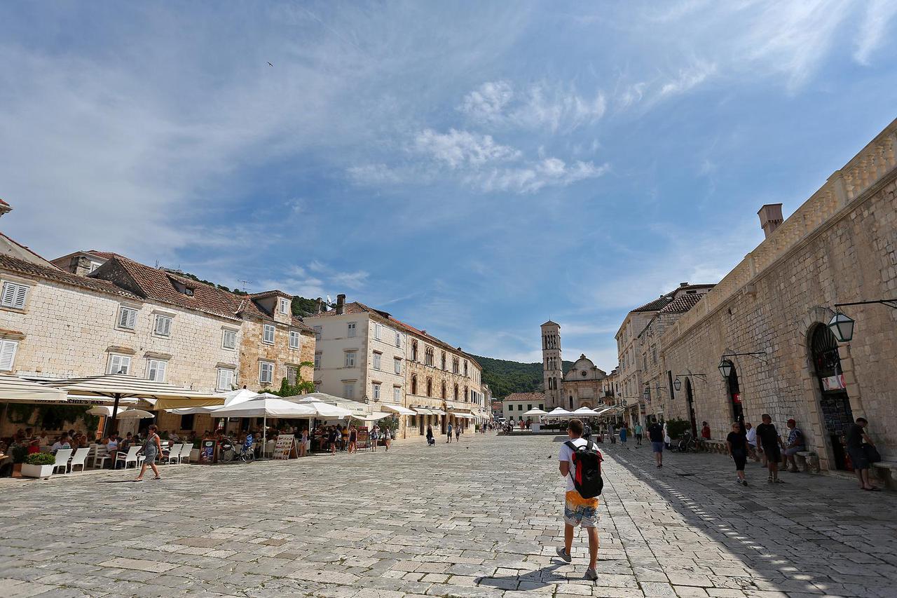 Hvar: Odlaskom turista grad postaje sve prazniji