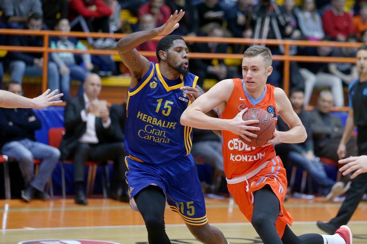 16.11.2016., Dom sportova, Zagreb - Eurokup, skupina A, 06. kolo, KK Cedevita - Herbalife Gran Canaria Las Palmas. Royce ONeale, Dzanan Musa. Photo: Dalibor Urukalovic/PIXSELL