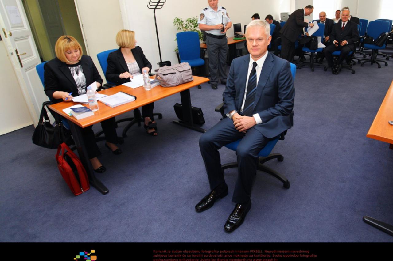 '02.05.2012., Zagreb - Na Zupanijskom sudu bivsi dekan ekonomskog fakulteta Darko Tipuric svjedoci u aferi Spice u kojoj je optuzen Damir Polancec.  Photo: Tomislav Miletic/PIXSELL'