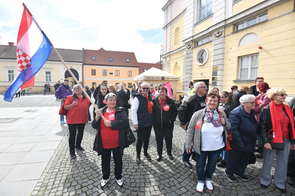 Veliki prosvjed oporbe  Varaždinu