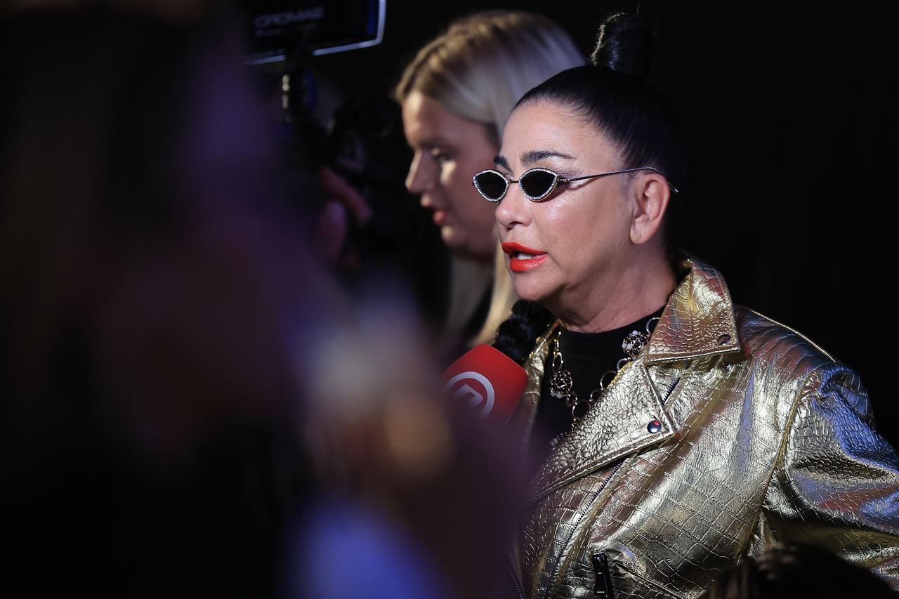 Zagreb: Poznati na reviji ELFS-a