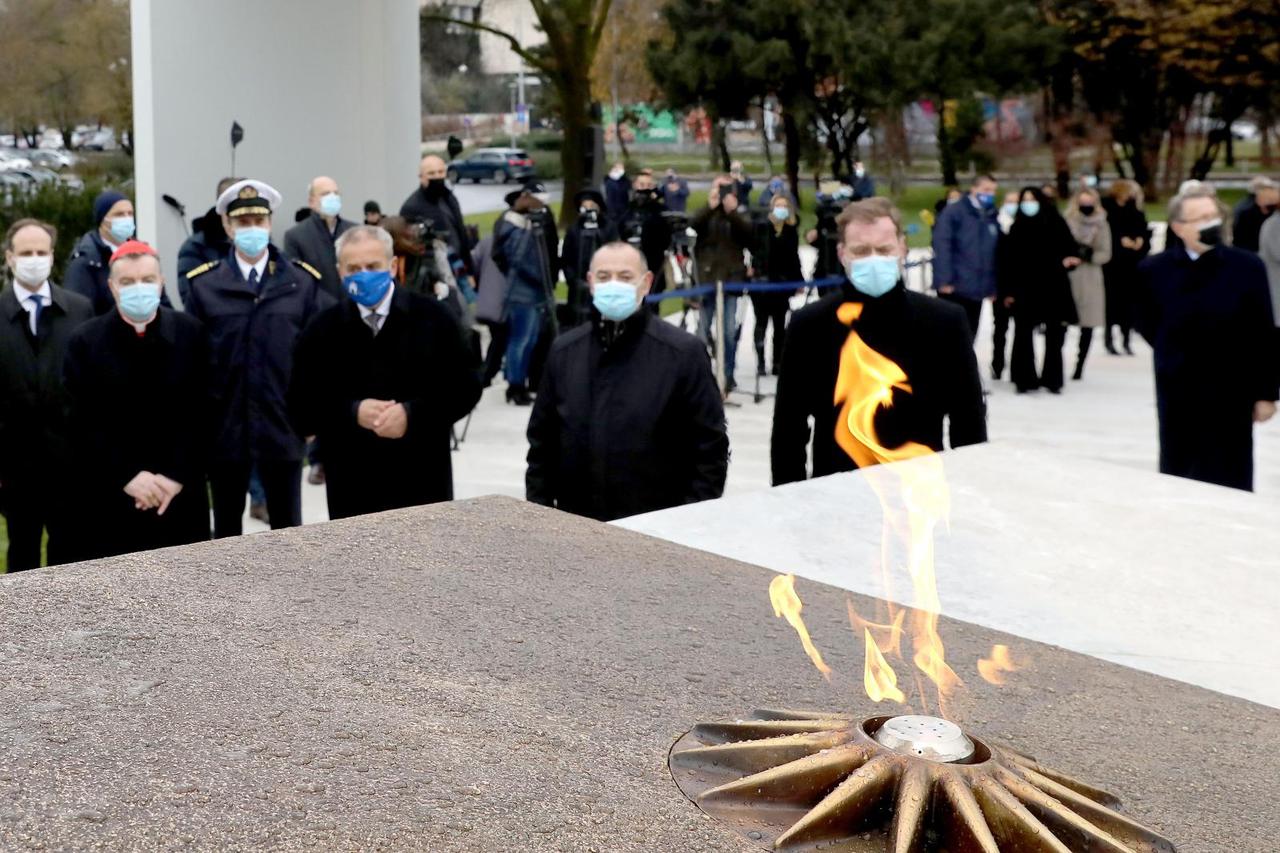 Na 21. obljetnicu smrti Franje Tuđmana svečano otvoren Spomenik domovini u Zagrebu