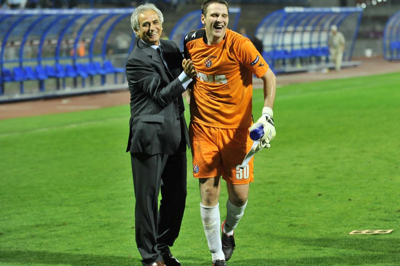 \'16.09.2010., Stadion Maksimir, Zagreb - Europska liga, skupina D, Dinamo - Villarreal. Vahid Halilhodzic, Ivan Kelava. Photo: Antonio Bronic/PIXSELL\'