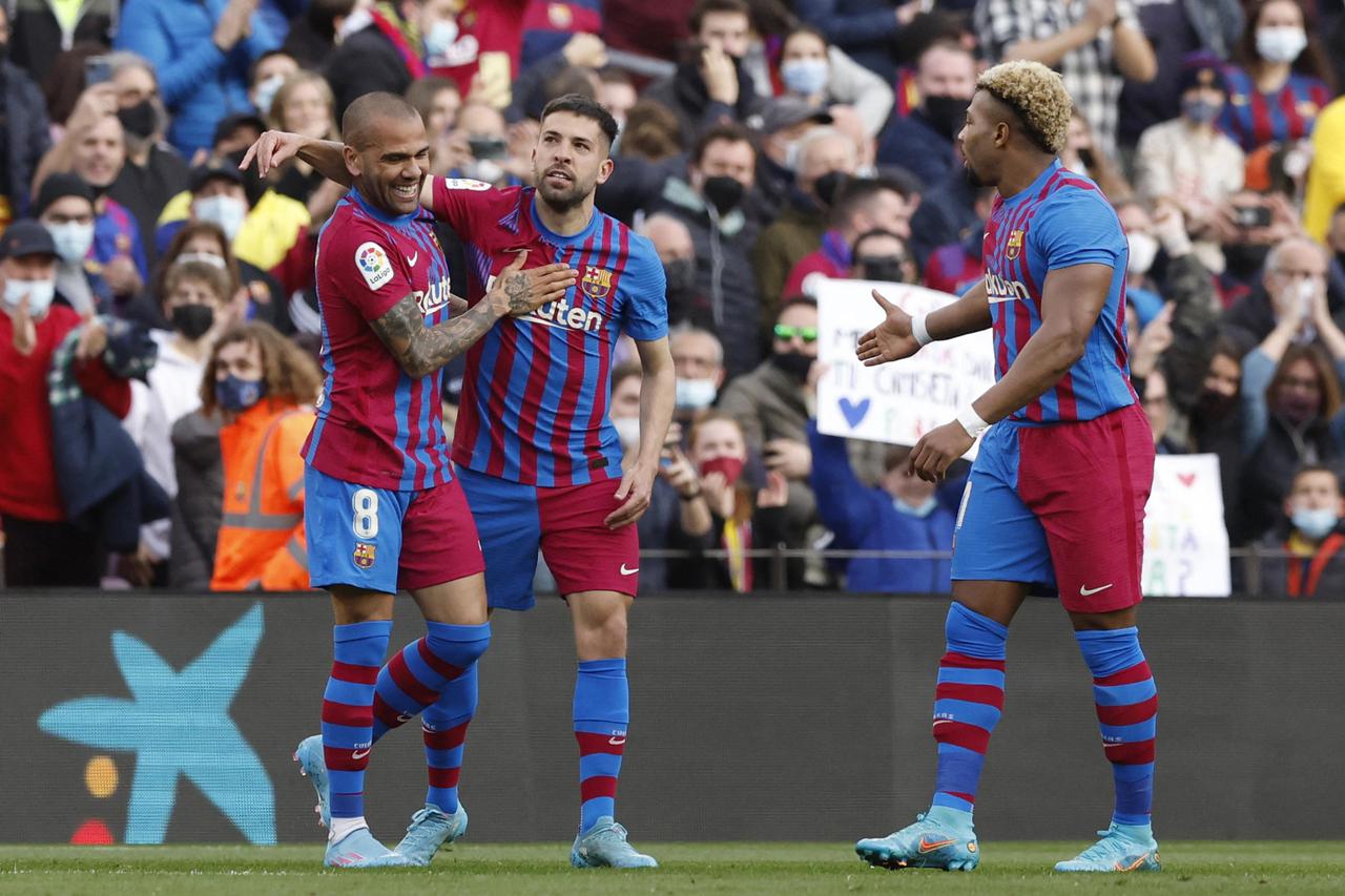 LaLiga - FC Barcelona v Atletico Madrid