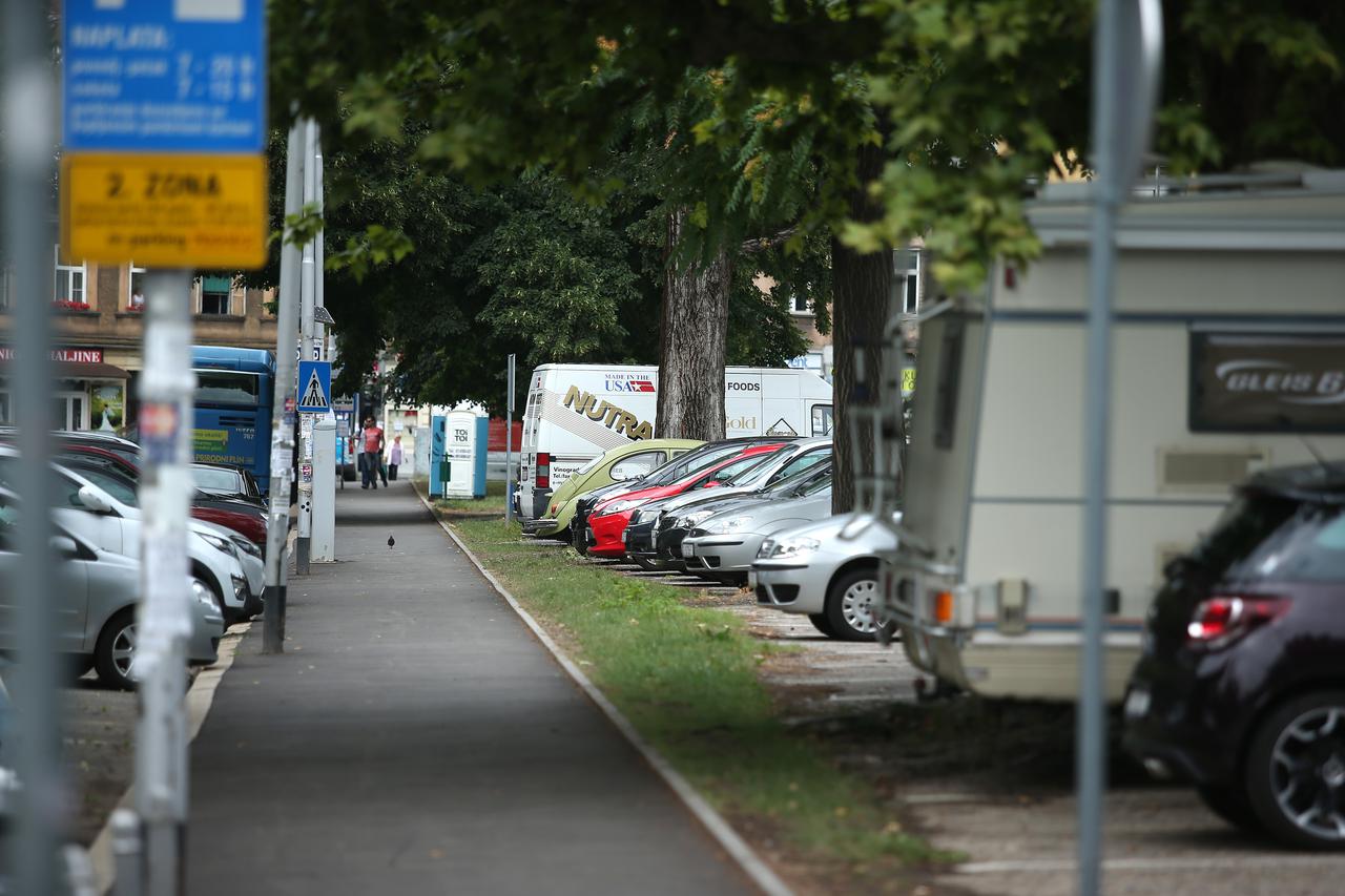 Zagreb: Trg dr. Franje Tu?mana
