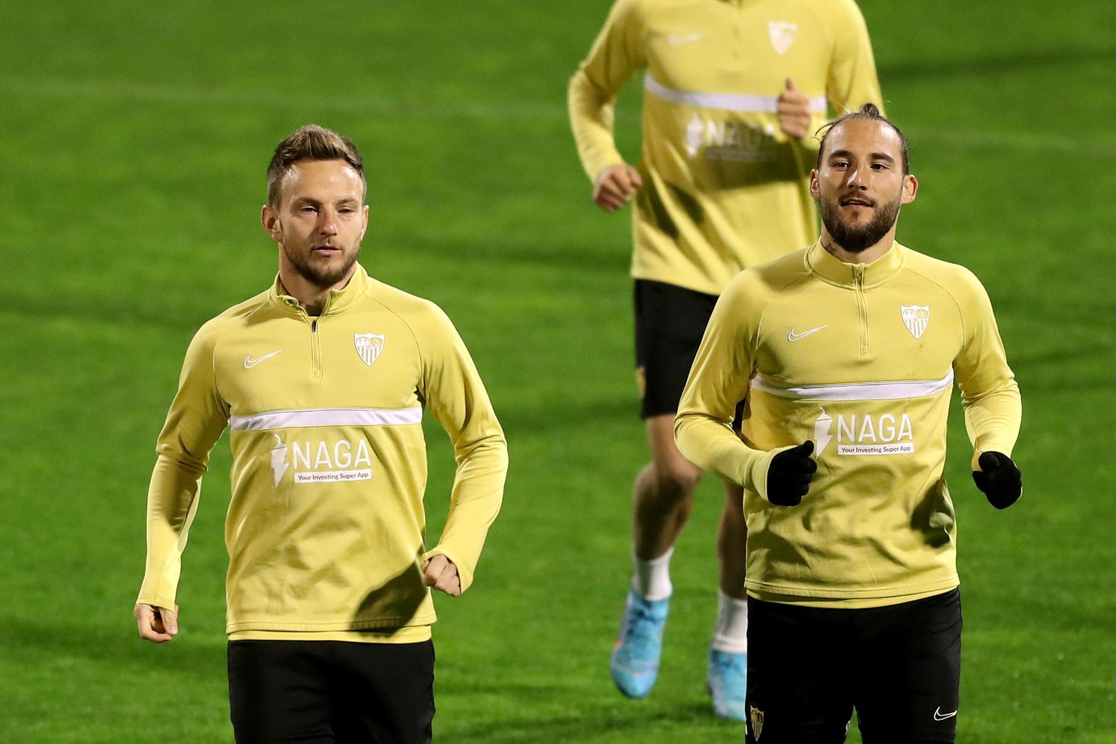 Sevilla je u prvom susretu slavila sa 3-1, a pobjednik iz ovog dvoboja plasirat će se u osminu finala Europske lige.

