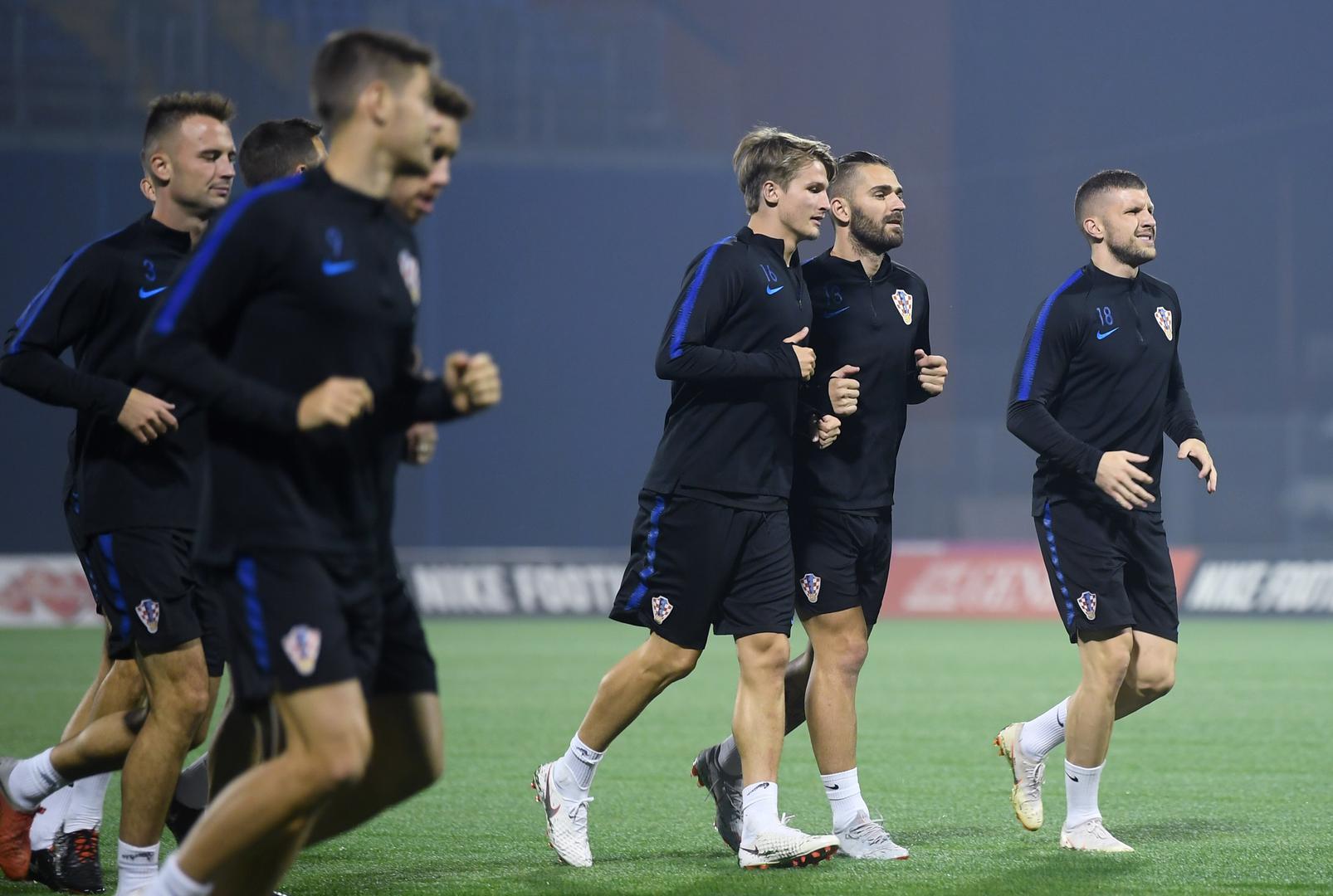 Izbornik Zlatko Dalić ima velikih problema jer kako sada stoje stvari za Englesku neće biti spremna četvorica.

