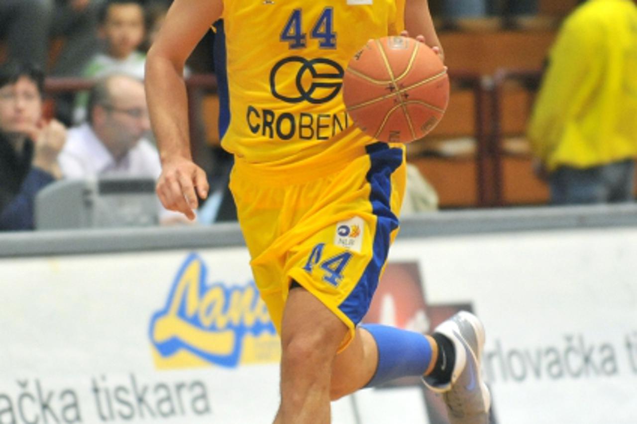 \'sport 12.10.2009.Zagreb, Hrvatska - dvorana Trnsko, kosarkaska utakmica izmedju Zagreb CO i Buducnost m:tel. Damir Mulaomerovic. Photo: Antonio Bronic/VLM\'