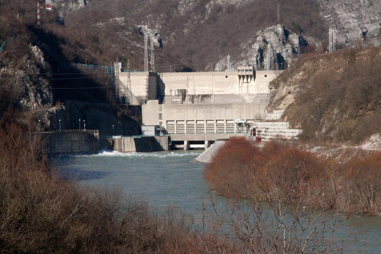 'bih...grabovica ...28.12.2010...hidroelektrana grabovica na rijeci neretvi foto: zoran grizelj vecernji list'