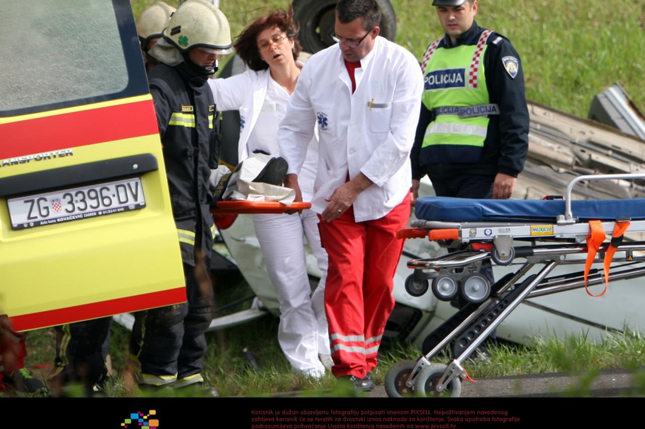 hitna pomoć,prometna nesreća (1)