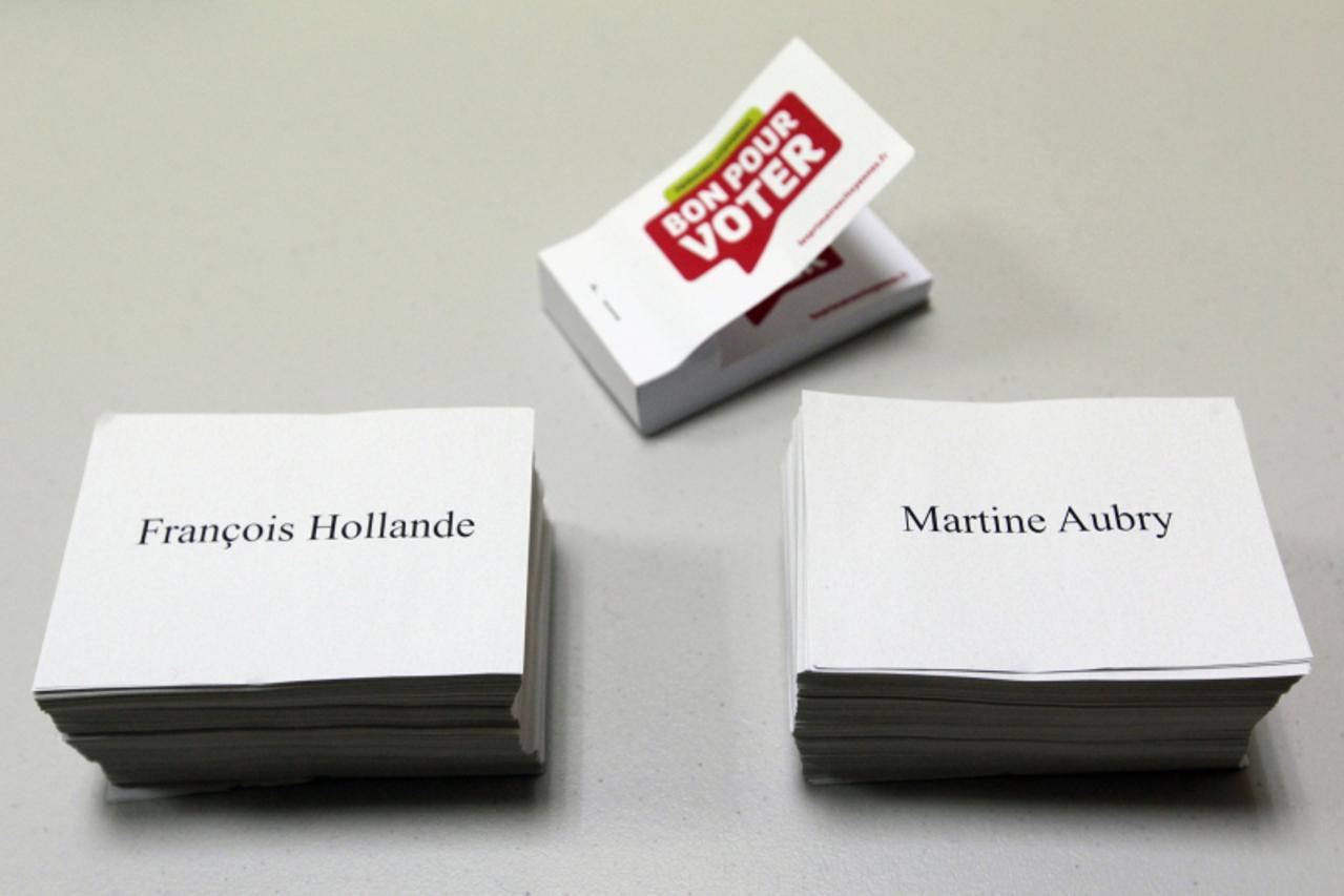 'Picture taken on October 16, 2011 in a polling station in Sarcelles, northern suburb of Paris, shows ballots for the second round of French Socialist party (PS) primary vote for France\'s 2012 presid