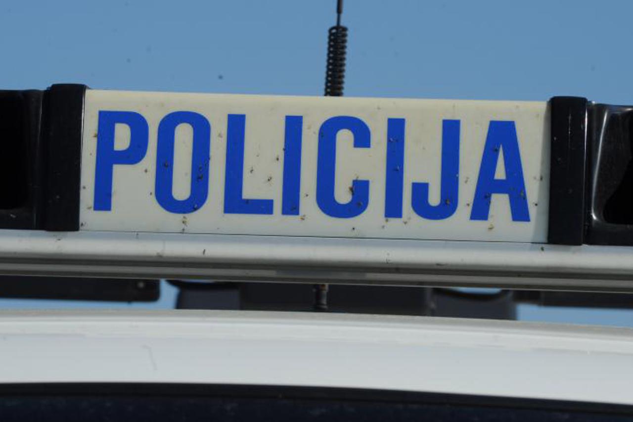 policija,policijski auto