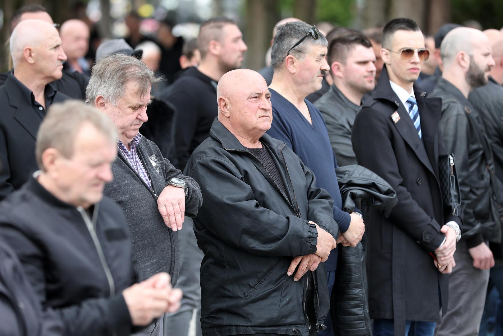 28.04.2023., Zagreb - Pogreb Tomislava Sablje, koji je ubijen u nocnom klubu "Ritz", odrzan je na groblju Markovo Polje. Optuzenik iz Uskokove akcije Tebra Tomislav Sabljo ubijen je hicima iz vatrenog oruzja u nakon fizickog sukoba vise osoba. Photo: Jurica Galoic/PIXSELL