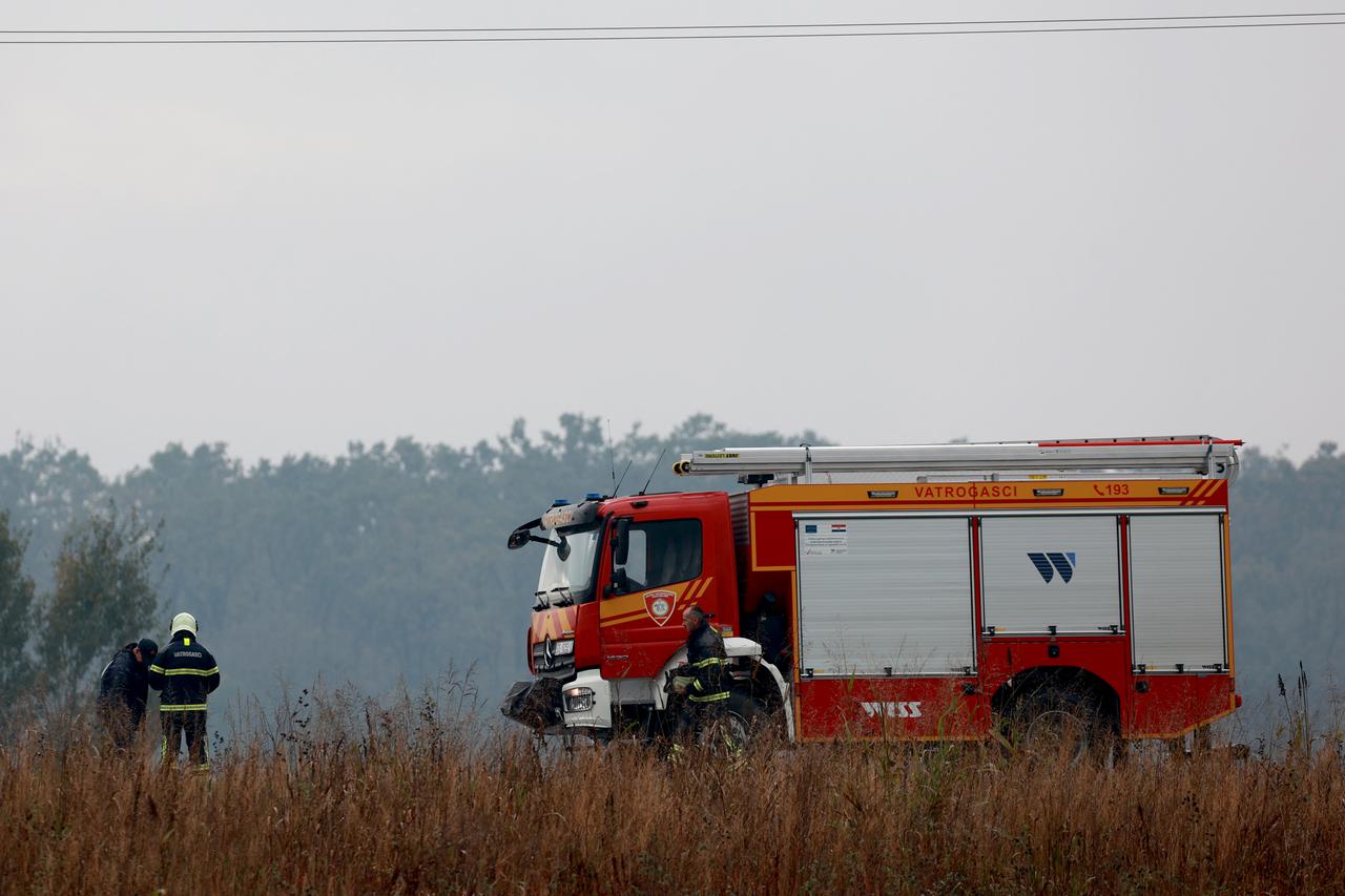 Policijski očevid na mjestu prometne nesreće u kojoj je sudjelovao ministar Banožić