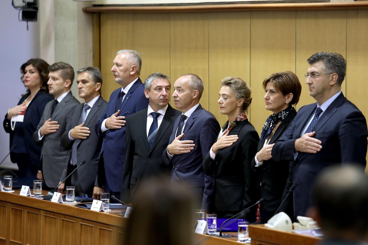 Premijer može biti zadovoljan ekonomskim timom – Z. Marićem i M. Dalić – ali s dijelom ostalih ministara ne bi trebao biti