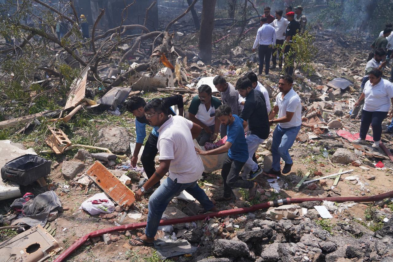 (SpotNews)INDIA-GUJARAT-AHMEDABAD-PLANE CRASH