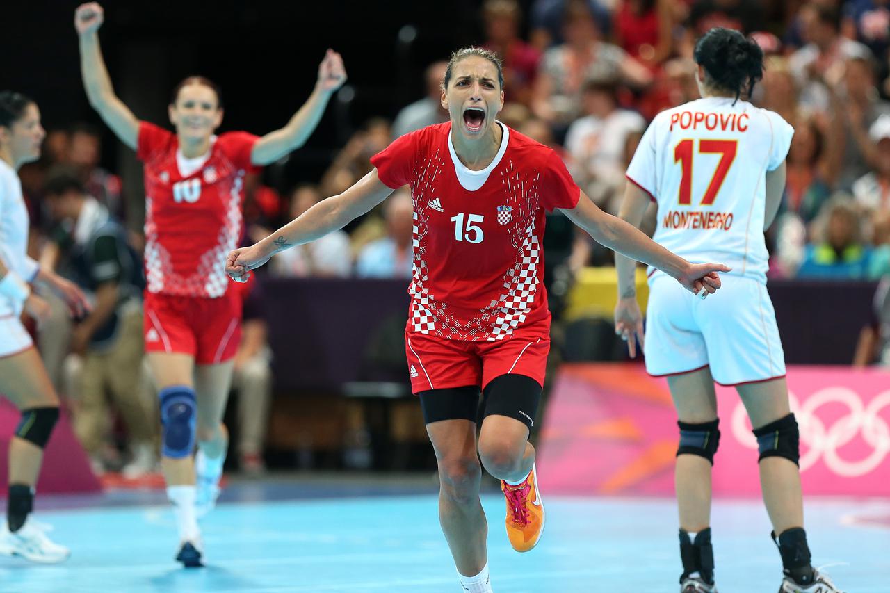 03.08.2012., London - Ljetne Olimpijske igre 2012, rukometna utakmica, Hrvatska - Crna Gora. Penezic Andrea. Photo: Sanjin Strukic/PIXSELL