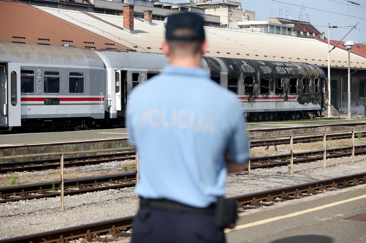 Zagreb: Na Glavnom kolodvoru zapalio se putnički vagon