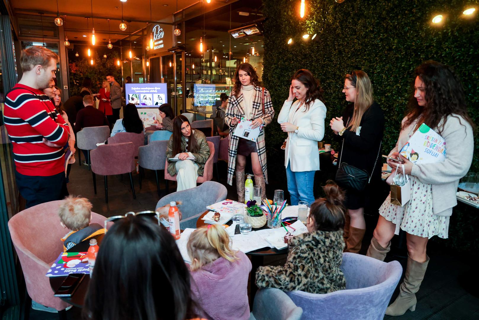 Druženje nisu propustili ni najmlađi fanovi knjiga Tvornice snova