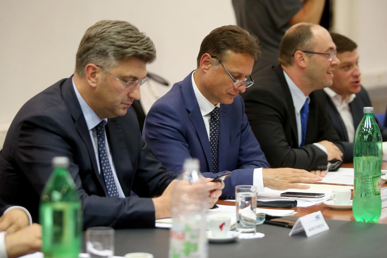 Andrej Plenković, HDZ