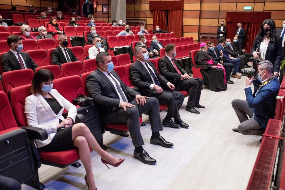 Predsjednik Milanović na svečanoj sjednici obilježavanja Dana grada Đakova