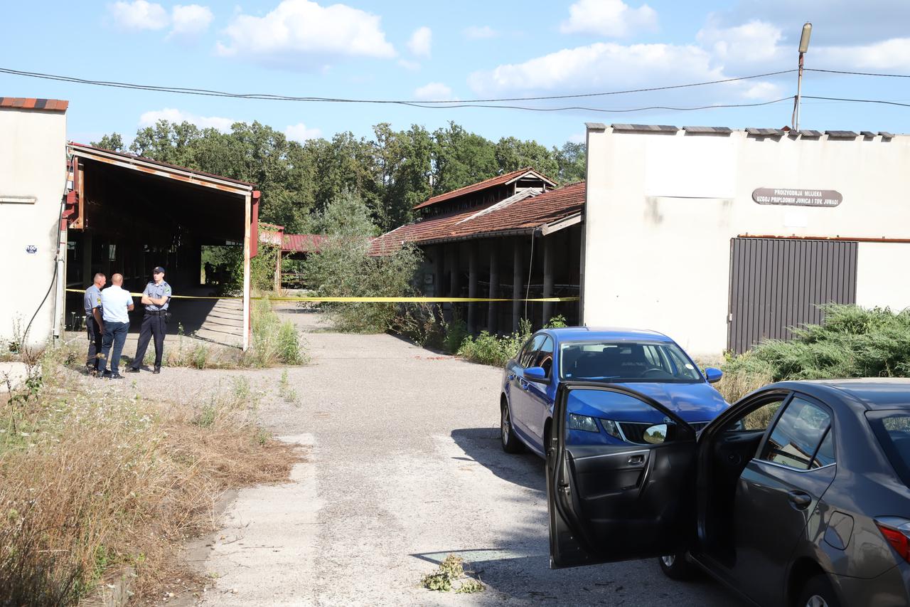 Gradačac: Policijski očevid povezan s trostrukim ubojstvom