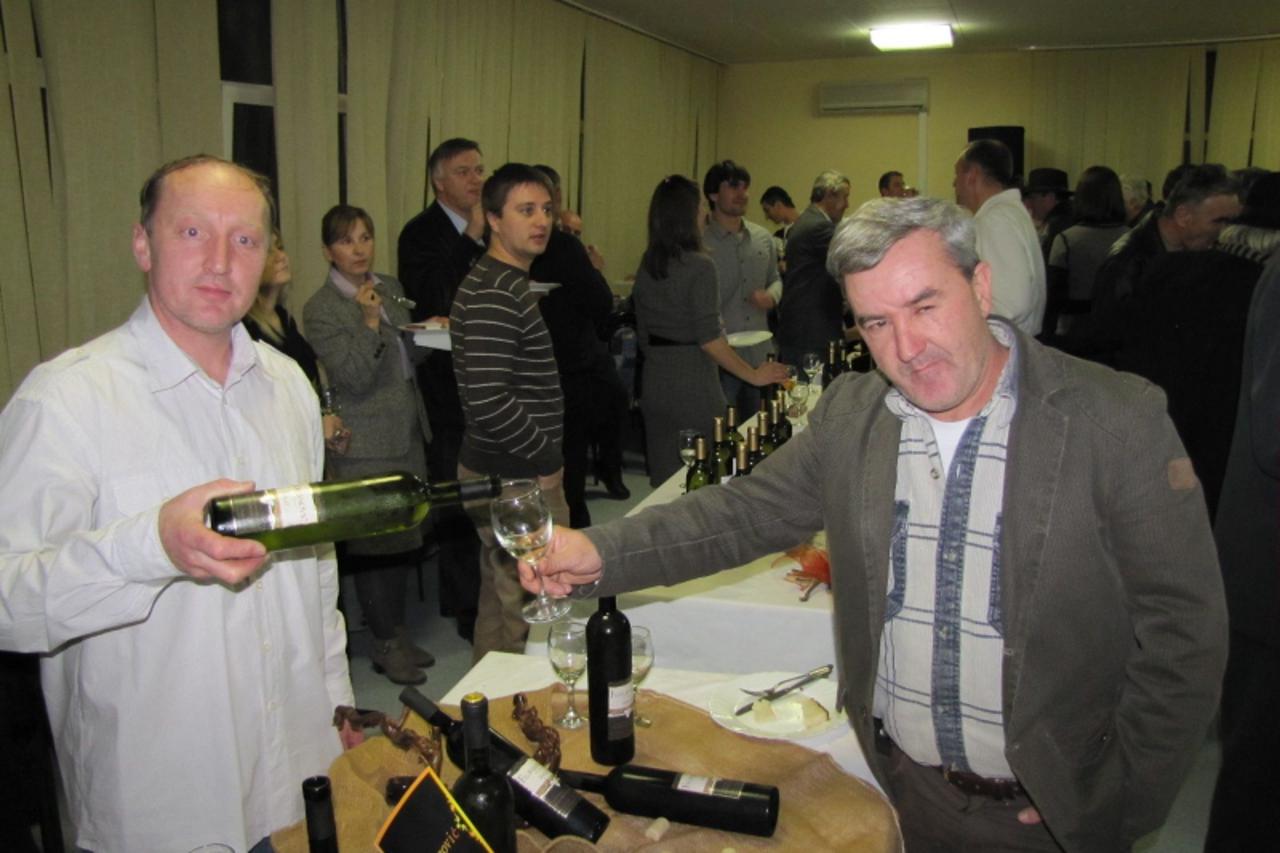 moslavacki vinari u promociji skrleta