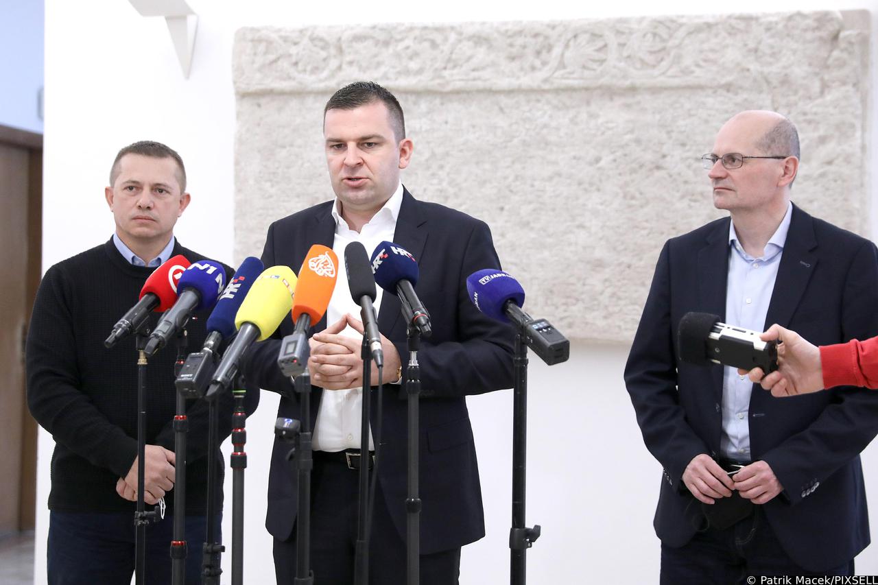 Zagreb: Dario Hrebak o aktualnim temama