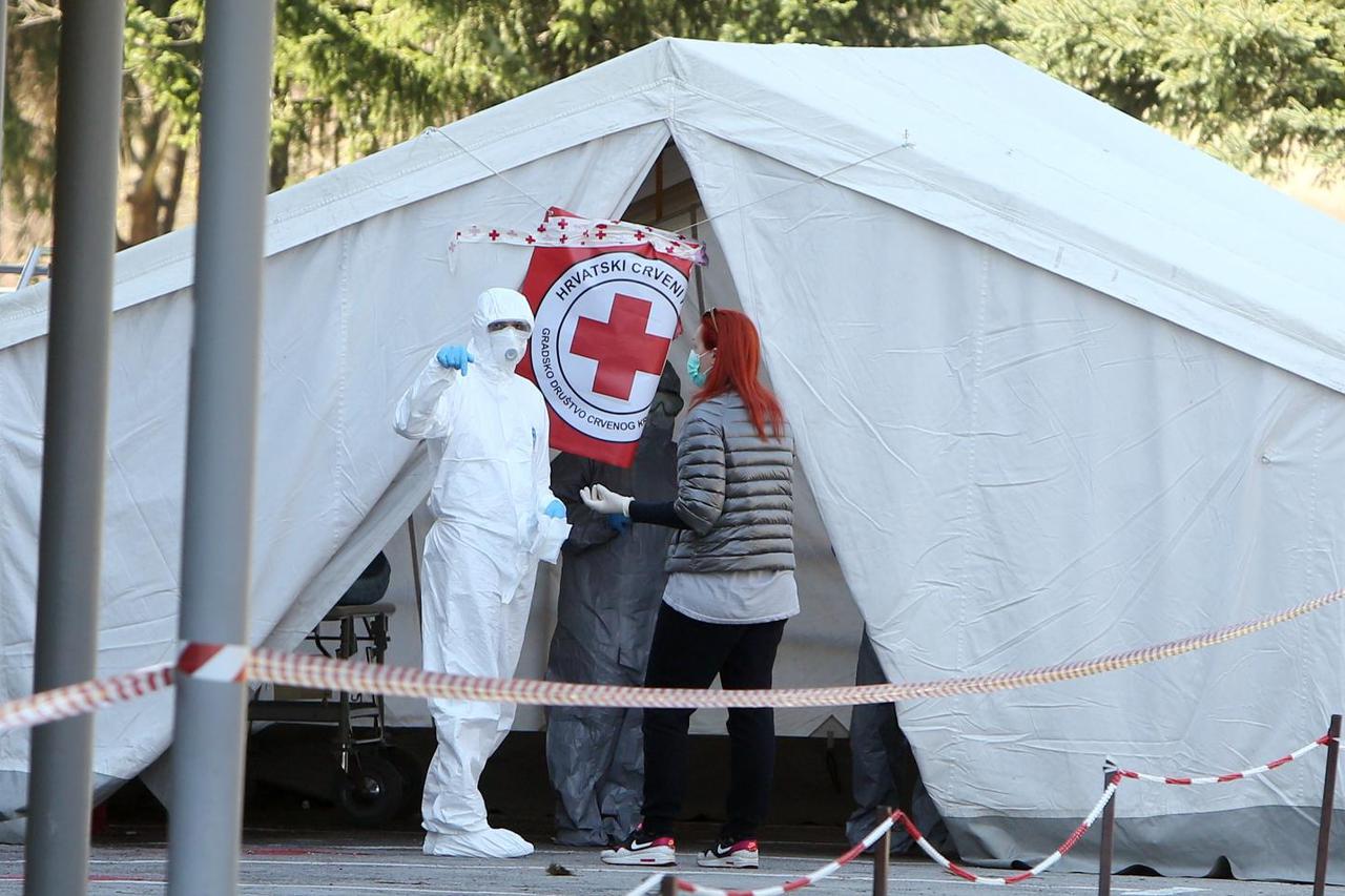 Karlovac: Pacijenti za testiranje na koronavirus u OB Karlovac prolaze proces trijaže